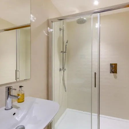 1 Bed In Oc-s33927 *